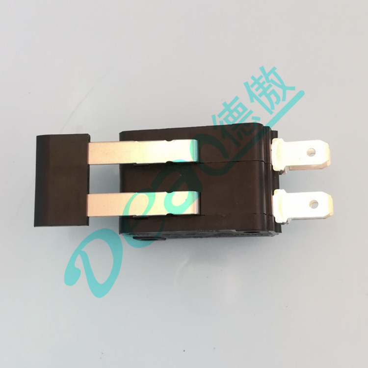 雙聯(lián)電路控制設(shè)備安全保護微動開關(guān) 雙聯(lián)電路控制設(shè)備安全保護微動開關(guān)