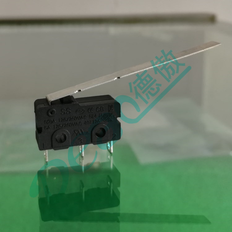 基本型微動開關  廣東廠家直銷